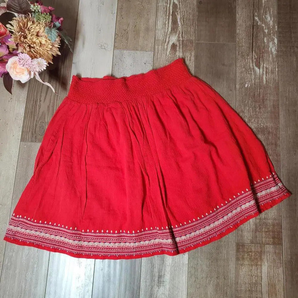 Old Navy Women's Red Embroidered Casual Cotton Skirt Size Large - Picture 15 of 15